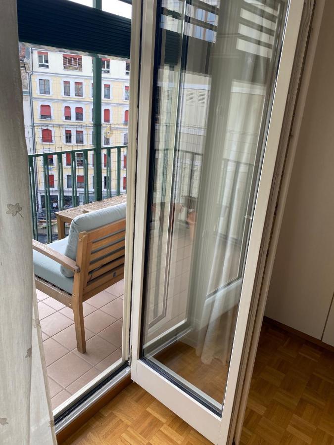 Apartment Geneve, Plein Centre,belle Vue Lac, Splendide Et Grand Genf